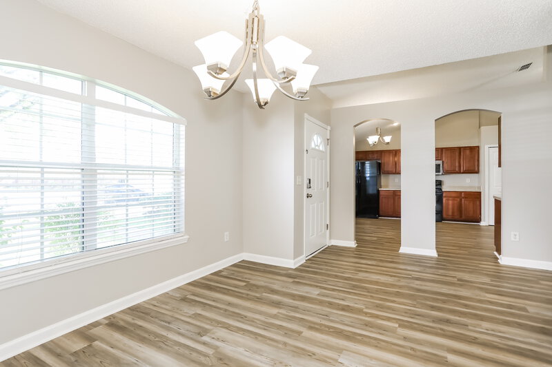 1,820/Mo, 9828 Nelson Forks Dr Jacksonville, FL 32222 Dining Room View