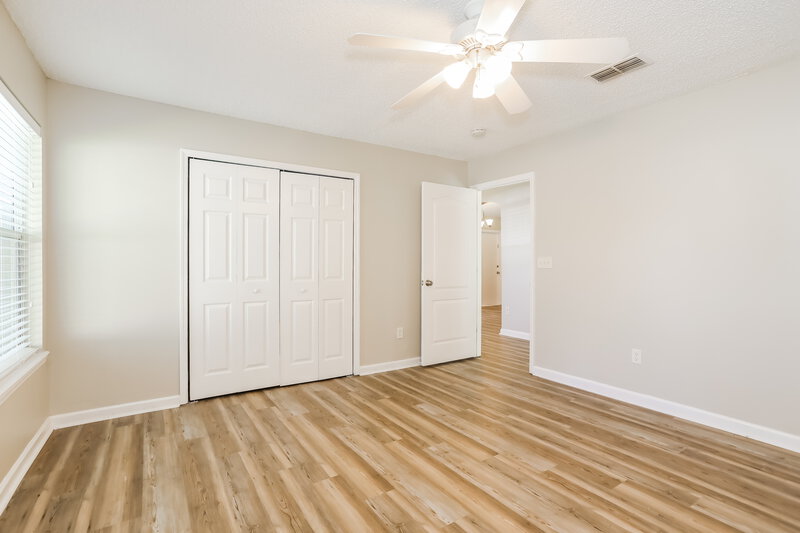 1,820/Mo, 9828 Nelson Forks Dr Jacksonville, FL 32222 Main Bedroom View 2