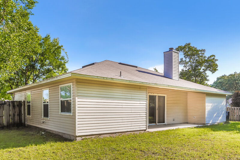 1,820/Mo, 9828 Nelson Forks Dr Jacksonville, FL 32222 Rear View