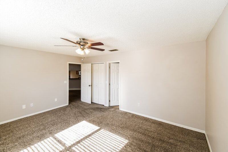 1,835/Mo, 8754 Fieldside Dr S Jacksonville, FL 32244 Main Bedroom View 2