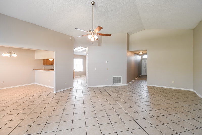 1,990/Mo, 9091 Smoketree Dr Jacksonville, FL 32244 Living Room View 3