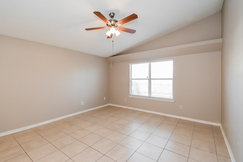 1,990/Mo, 9091 Smoketree Dr Jacksonville, FL 32244 Main Bedroom View