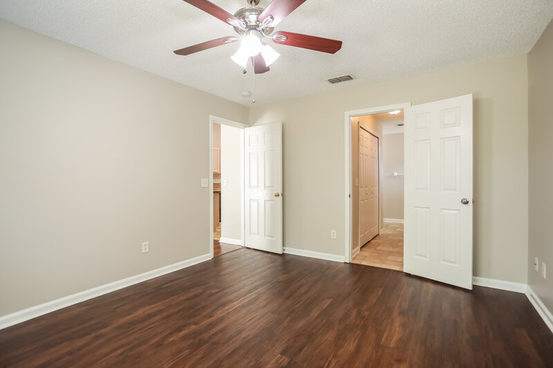1,780/Mo, 2925 Brittany Bluff Dr Orange Park, FL 32073 Main Bedroom View 2