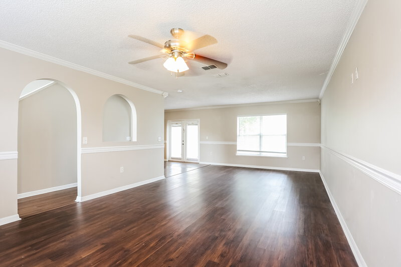 2,055/Mo, 7362 N High Bluff Rd Jacksonville, FL 32244 Living Room View 2