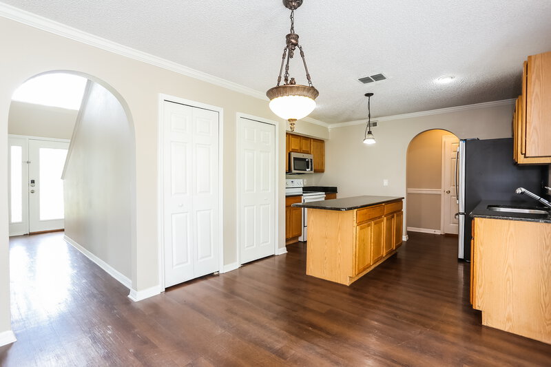 2,055/Mo, 7362 N High Bluff Rd Jacksonville, FL 32244 Dining Room View
