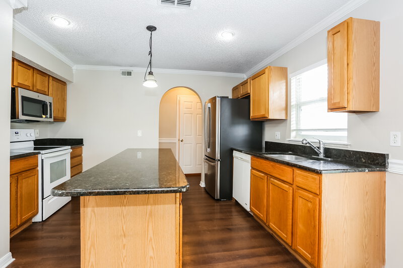 2,055/Mo, 7362 N High Bluff Rd Jacksonville, FL 32244 Kitchen View