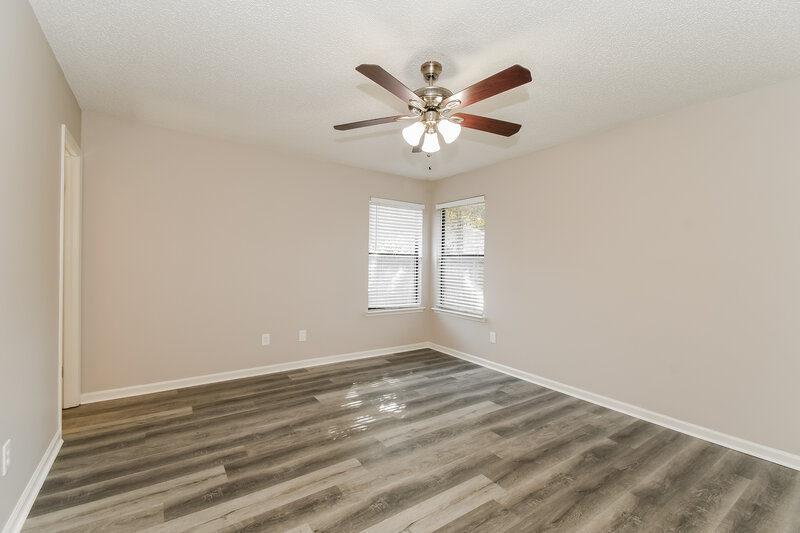 1,760/Mo, 7902 Collins Ridge Blvd Jacksonville, FL 32244 Main Bedroom View 2