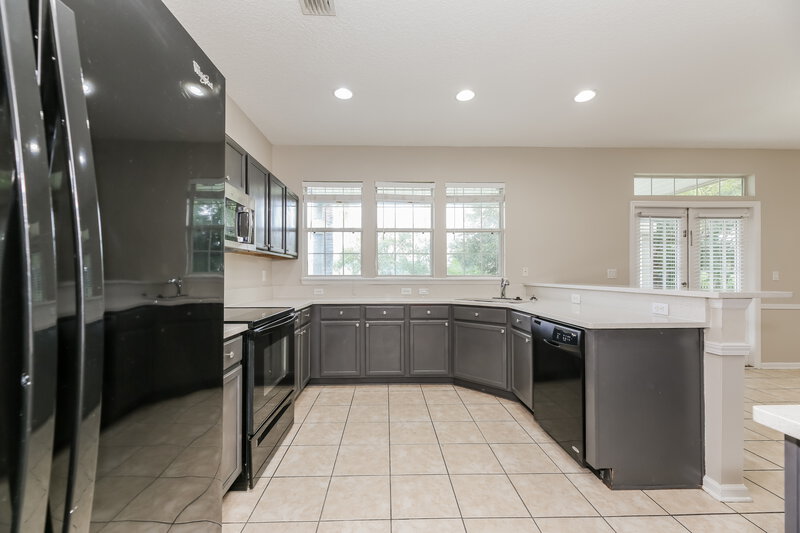 2,310/Mo, 11256 Panther Creek Ct Jacksonville, FL 32221 Kitchen View