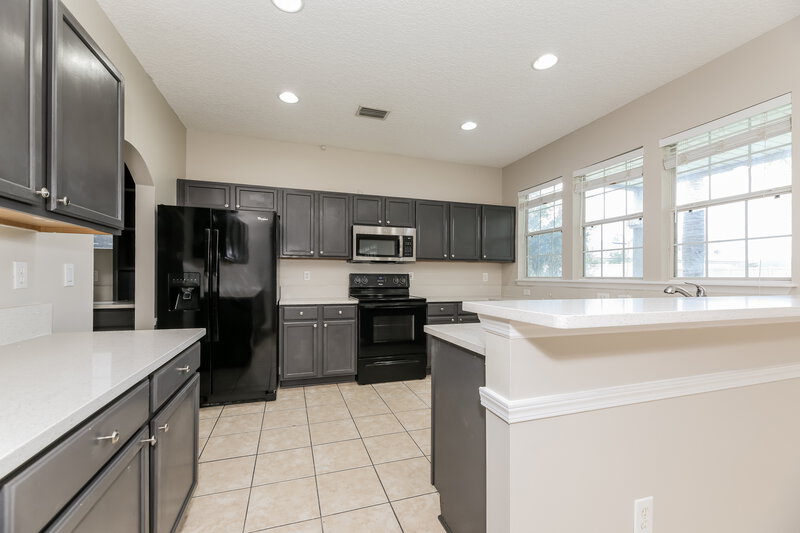 2,310/Mo, 11256 Panther Creek Ct Jacksonville, FL 32221 Kitchen View 2