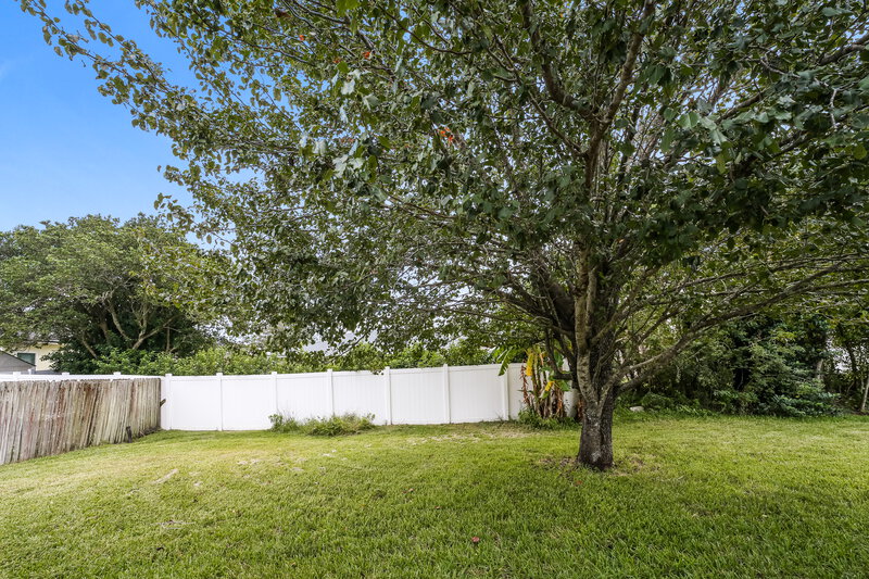 2,145/Mo, 12146 Longmont Ln S Jacksonville, FL 32246 Rear View