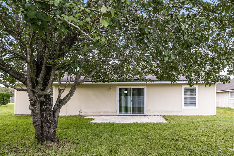 2,145/Mo, 12146 Longmont Ln S Jacksonville, FL 32246 Rear View 2