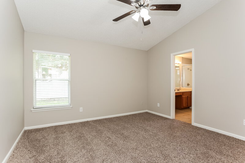 2,075/Mo, 854 S Lilac Loop Saint Johns, FL 32259 Main Bedroom View