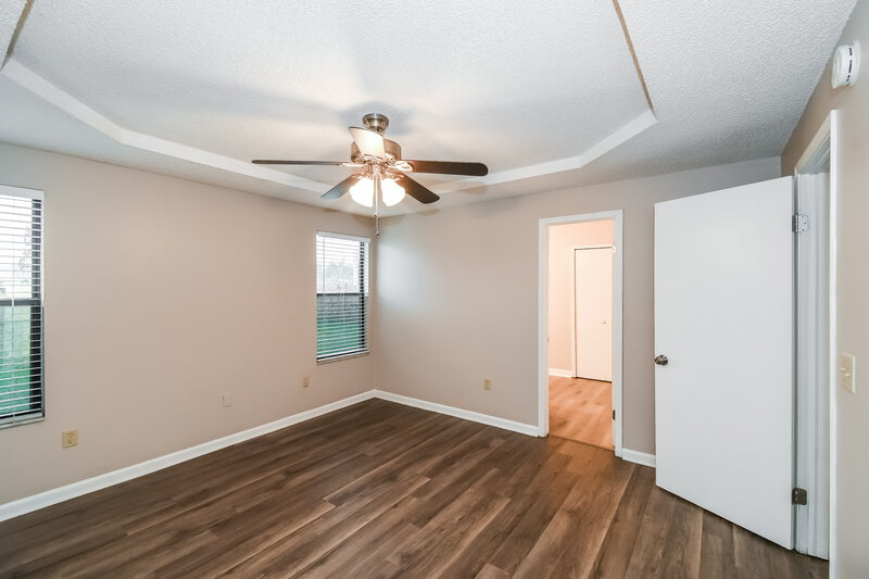 1,715/Mo, 3212 Trishas Ct Green Cove Springs, FL 32043 Main Bedroom View 2