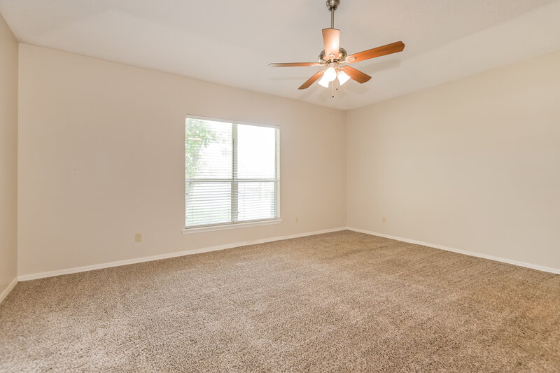 1,990/Mo, 9157 Camshire Dr Jacksonville, FL 32244 Main Bedroom View