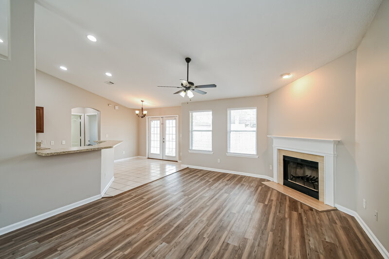 1,840/Mo, 10341 Shelby Creek Rd N Jacksonville, FL 32221 Living Room View