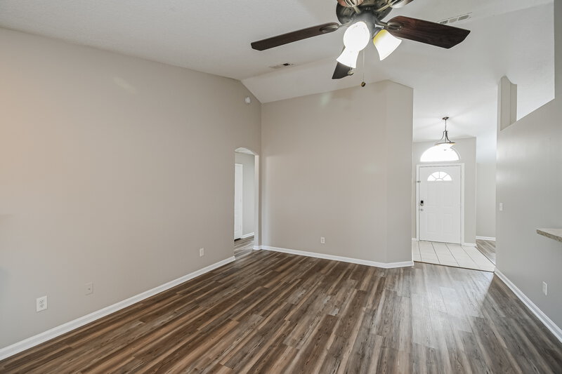 1,840/Mo, 10341 Shelby Creek Rd N Jacksonville, FL 32221 Living Room View 2