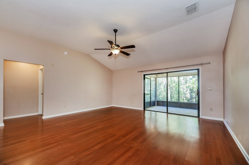 2,245/Mo, 852 W American Eagle Dr St Augustine, FL 32092 Living Room View