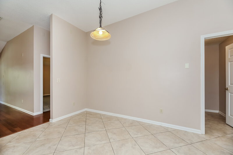 2,245/Mo, 852 W American Eagle Dr St Augustine, FL 32092 Breakfast Nook View