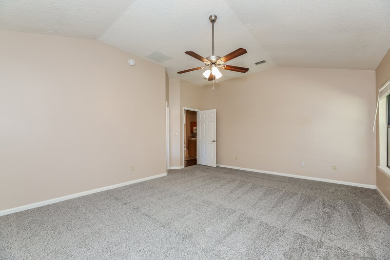 2,245/Mo, 852 W American Eagle Dr St Augustine, FL 32092 Main Bedroom View