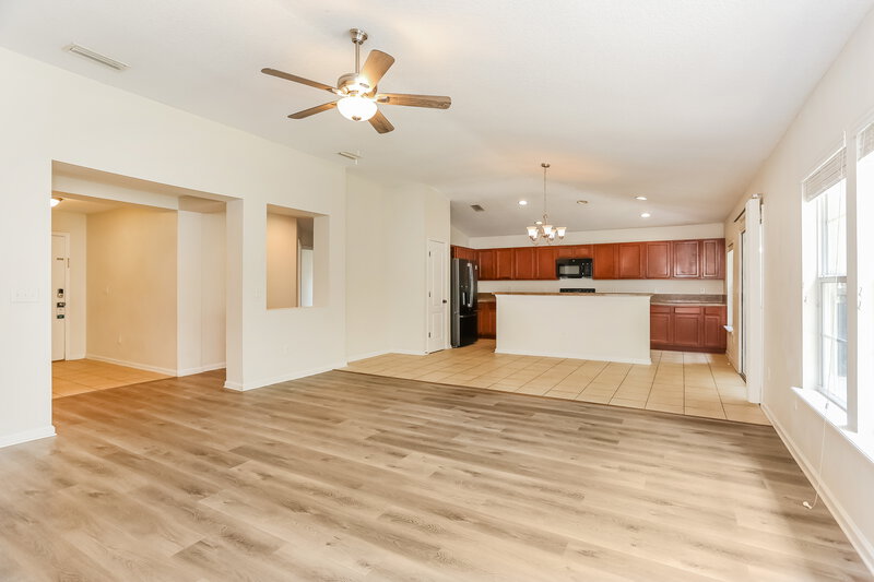 1,985/Mo, 2274 Tyson Lake Dr Jacksonville, FL 32221 Living Room View
