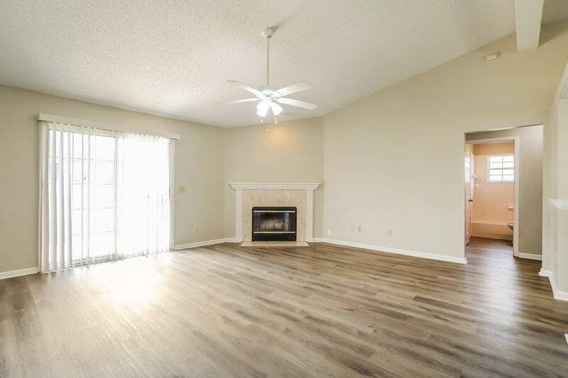 1,840/Mo, 3183 Olde Sutton Parke Dr Orange Park, FL 32073 Living Room View