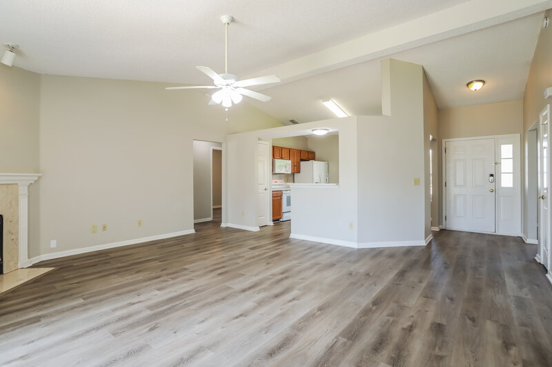 1,840/Mo, 3183 Olde Sutton Parke Dr Orange Park, FL 32073 Living Room View 2