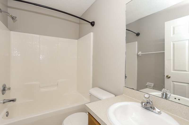 2,465/Mo, 3168 Tower Oaks Dr Orange Park, FL 32065 Bathroom View