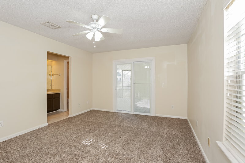 1,940/Mo, 9591 Sugar Hollow Ln Jacksonville, FL 32256 Main Bedroom View