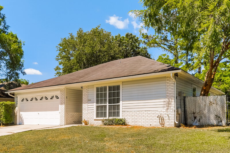 1,680/Mo, 8386 Fire Fly Ln Jacksonville, FL 32244 Front View