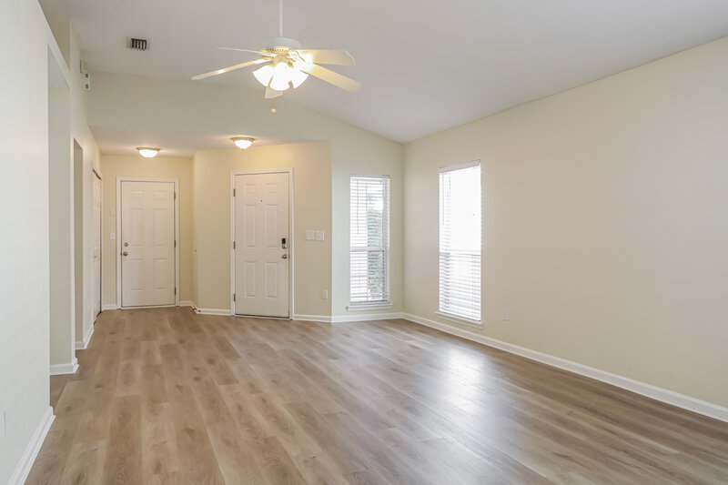 1,675/Mo, 3942 Pebble Brooke Cir Orange Park, FL 32065 Living Room View 2