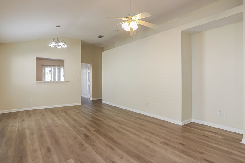 1,675/Mo, 3942 Pebble Brooke Cir Orange Park, FL 32065 Living Room View 4
