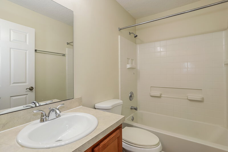 1,675/Mo, 3942 Pebble Brooke Cir Orange Park, FL 32065 Bathroom View