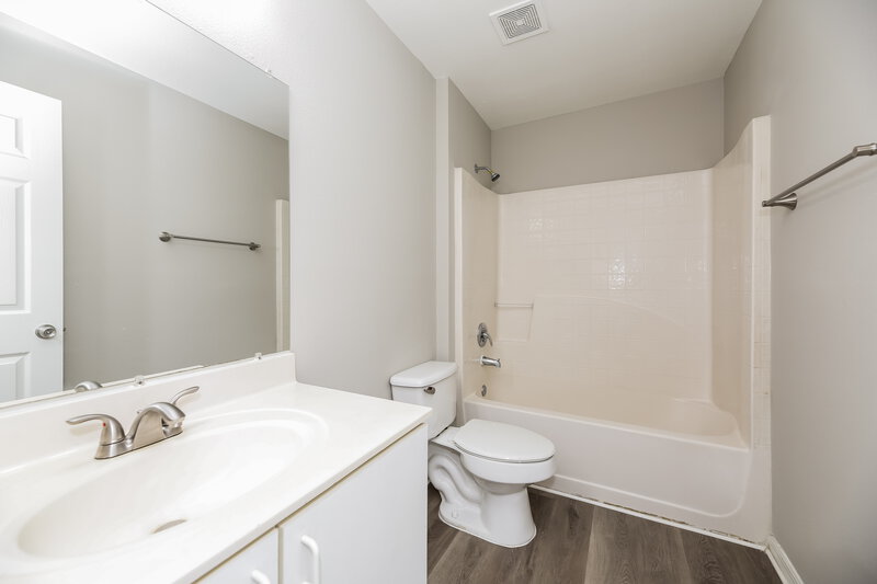 2,065/Mo, 1401 Runes Ct Middleburg, FL 32068 Bathroom View