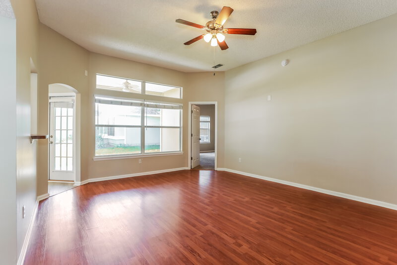 1,720/Mo, 8059 Carisbrook Ct Jacksonville, FL 32244 Living Room View 3
