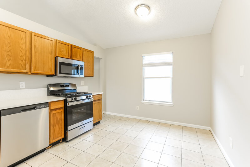 0/Mo, 3388 Volley Dr Jacksonville, FL 32277 Kitchen View 2