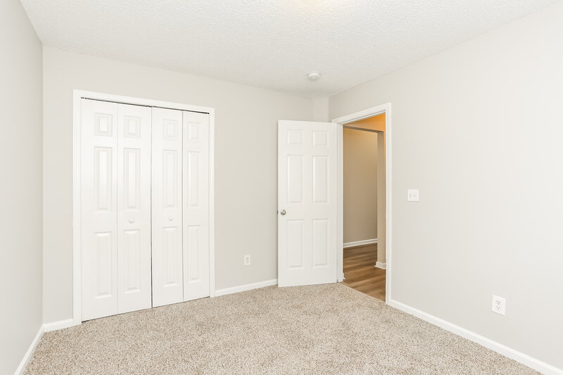 0/Mo, 3388 Volley Dr Jacksonville, FL 32277 Bedroom View