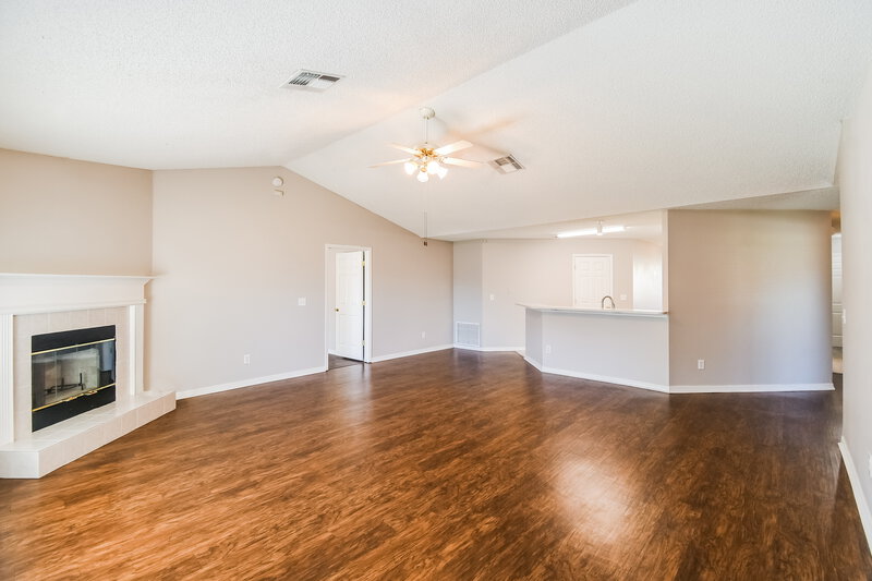 2,315/Mo, 1379 Spanish Needle Ct Orange Park, FL 32073 Living Room View 2