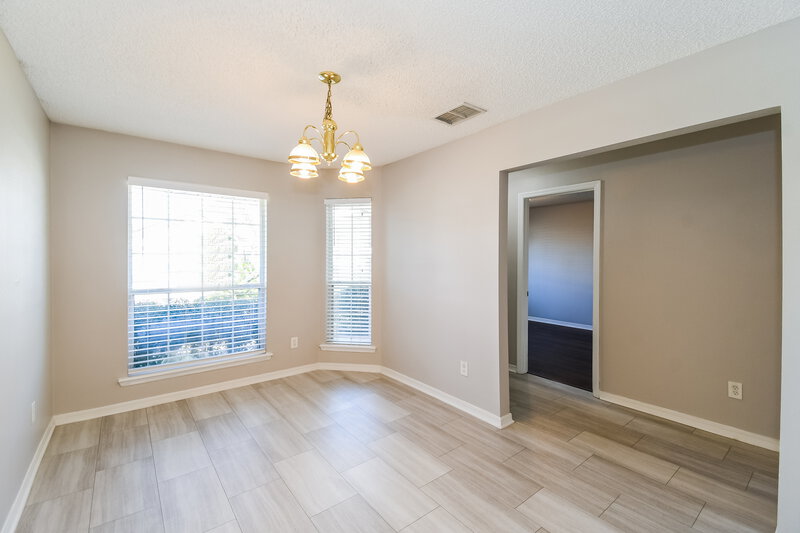 2,315/Mo, 1379 Spanish Needle Ct Orange Park, FL 32073 Dining Room View