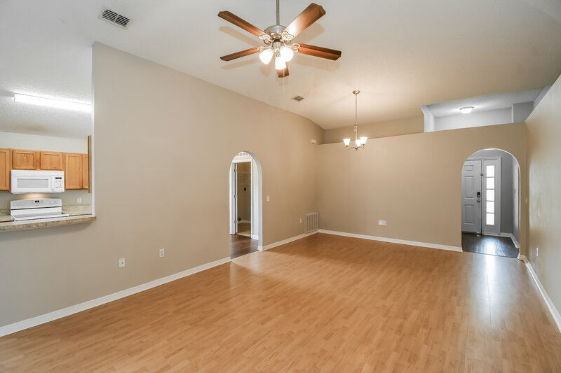 1,865/Mo, 3003 Valkyrie Rd Middleburg, FL 32068 Living Room View 2