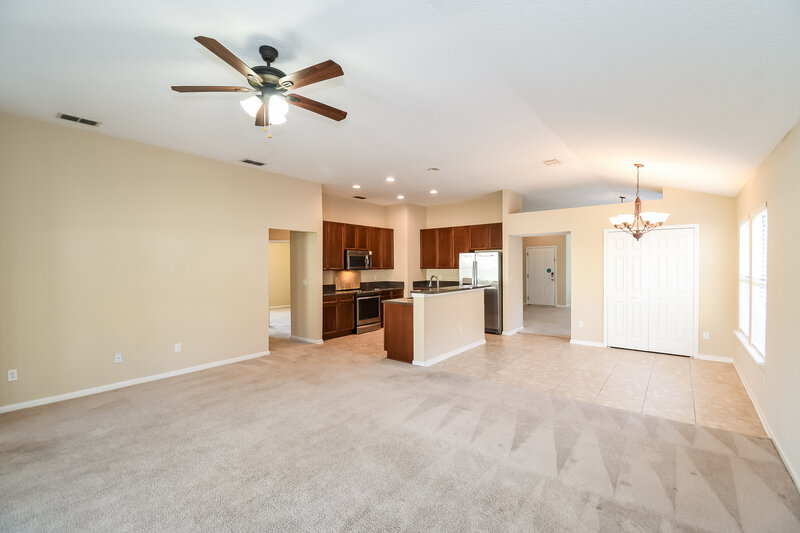 2,235/Mo, 3543 Shrewsbury Dr Jacksonville, FL 32226 Living Room View 2