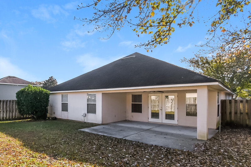 2,235/Mo, 3543 Shrewsbury Dr Jacksonville, FL 32226 Rear View 2