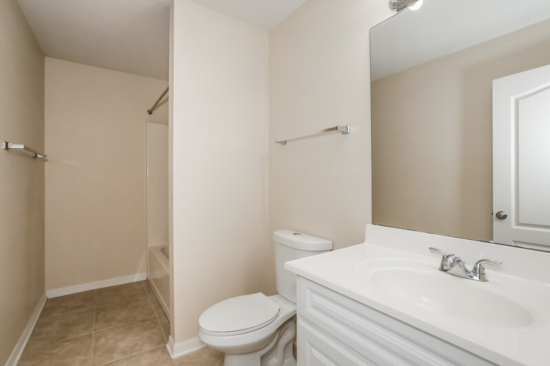 3,040/Mo, 12306 Bucks Harbor Dr S Jacksonville, FL 32225 Bathroom View