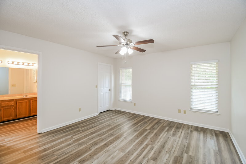 2,035/Mo, 283 Springfield Ct Orange Park, FL 32073 Main Bedroom View