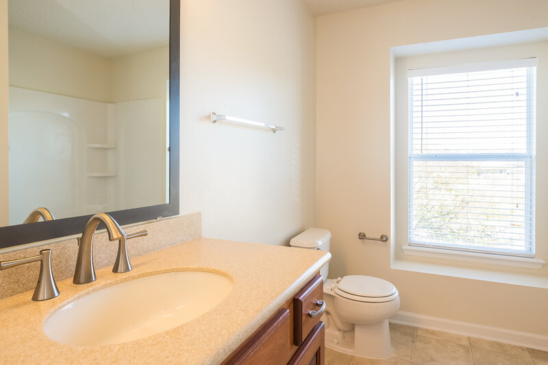 2,045/Mo, 1218 Dawn Creek Ct Jacksonville, FL 32218 Bathroom View