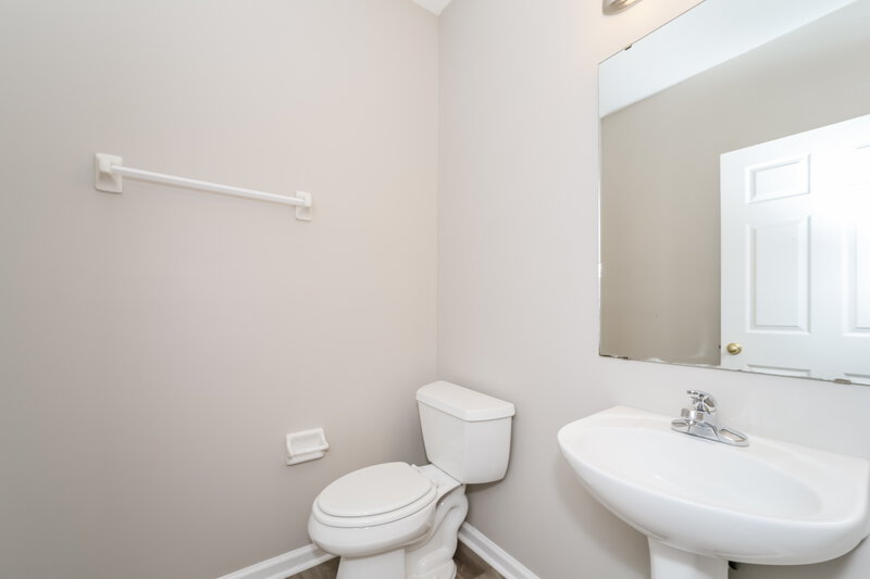 3,490/Mo, 2714 Wood Stork Trl Orange Park, FL 32073 Bathroom View