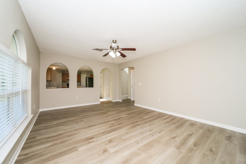 1,930/Mo, 4499 Woodley Creek Rd Jacksonville, FL 32218 Living Room View