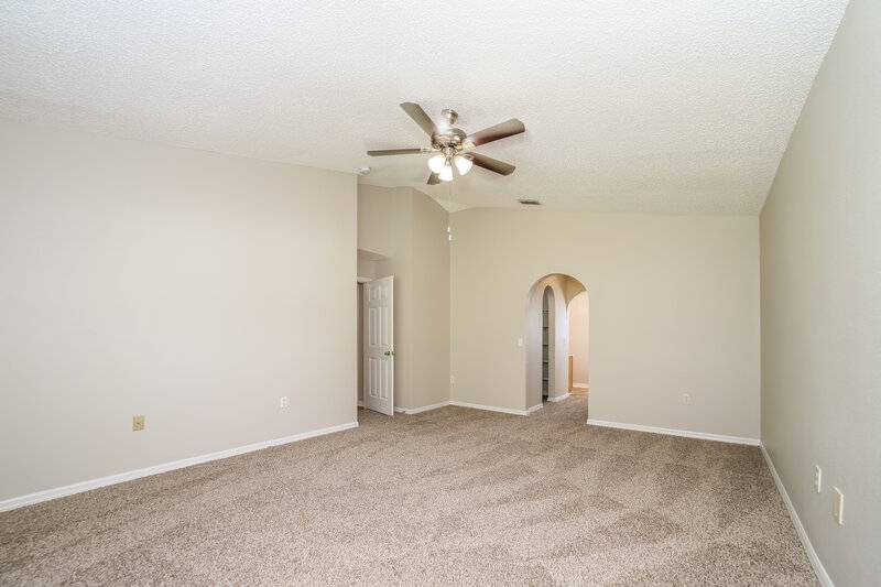 1,930/Mo, 4499 Woodley Creek Rd Jacksonville, FL 32218 Main Bedroom View 2