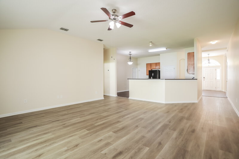 2,305/Mo, 3460 Live Oak Hollow Dr Orange Park, FL 32065 Living Room View