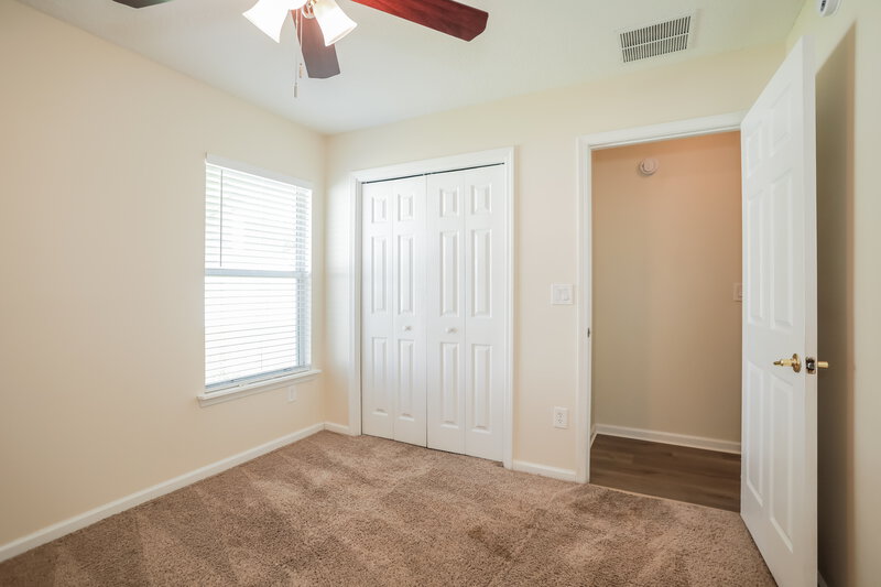 2,305/Mo, 3460 Live Oak Hollow Dr Orange Park, FL 32065 Bathroom View