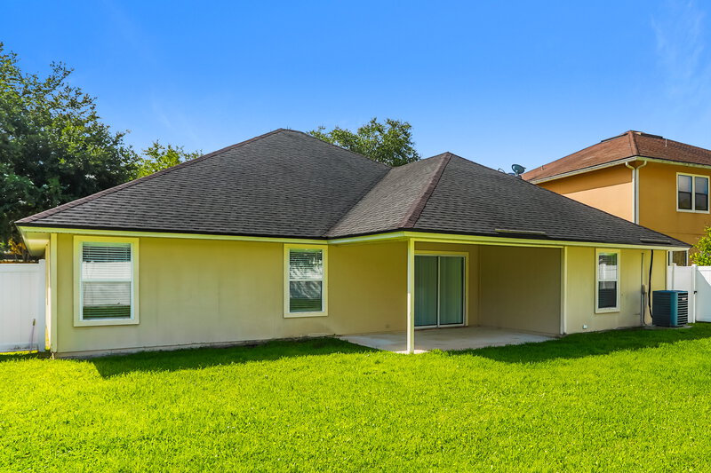 2,305/Mo, 3460 Live Oak Hollow Dr Orange Park, FL 32065 Rear View